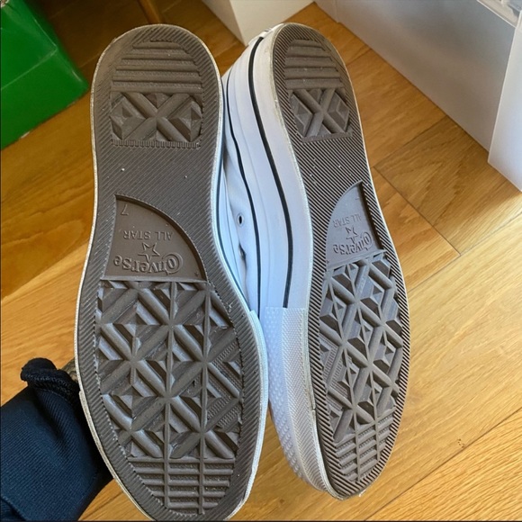 High top platform shoes - Picture 2 of 3